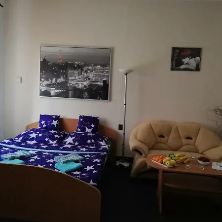 Na Cihelni Otel *